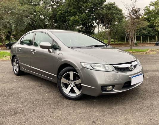 HONDA CIVIC 1.8 LXS 16V FLEX 4P MANUAL